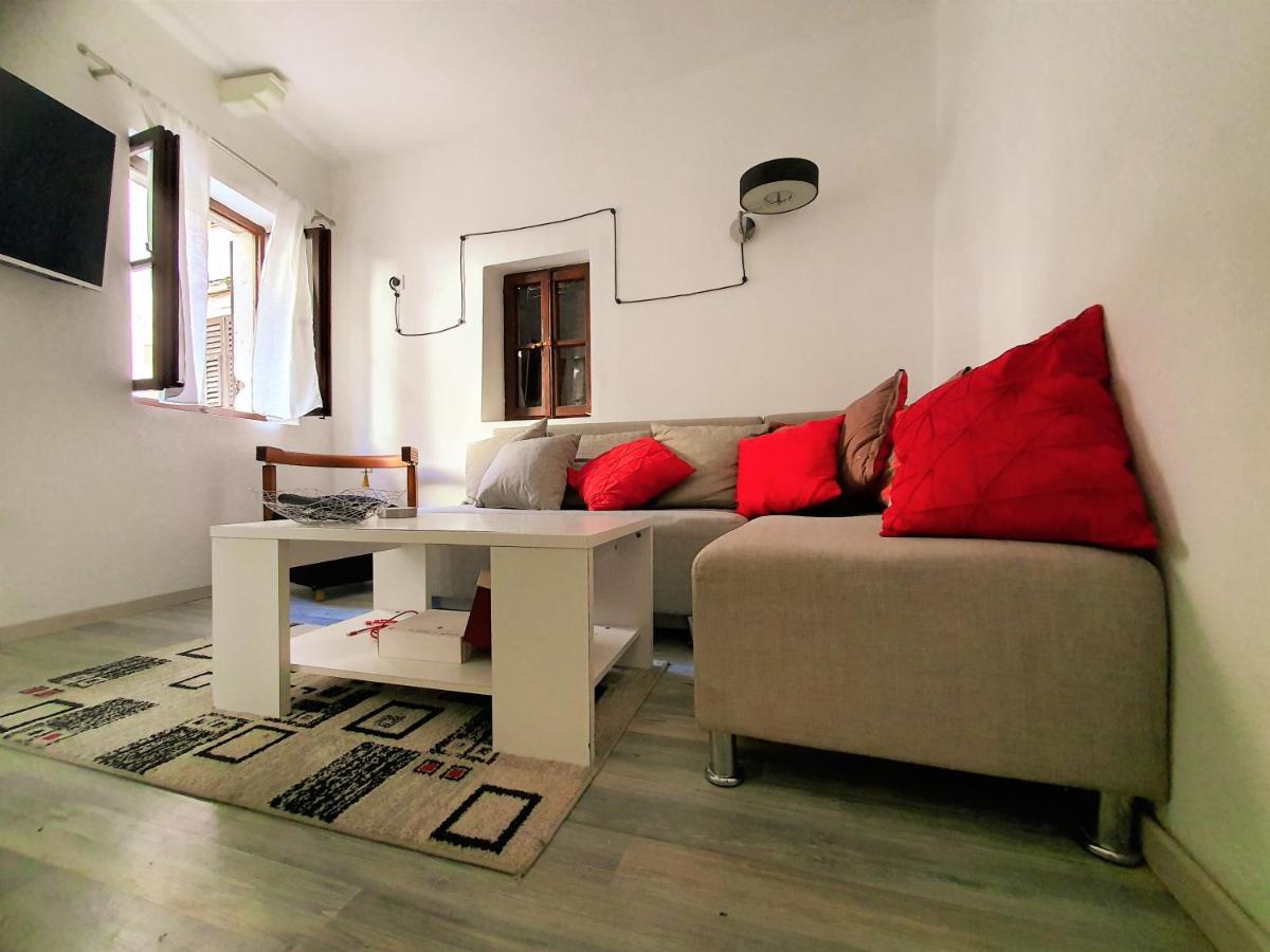 St.Tripun Apartment Kotor Extérieur photo