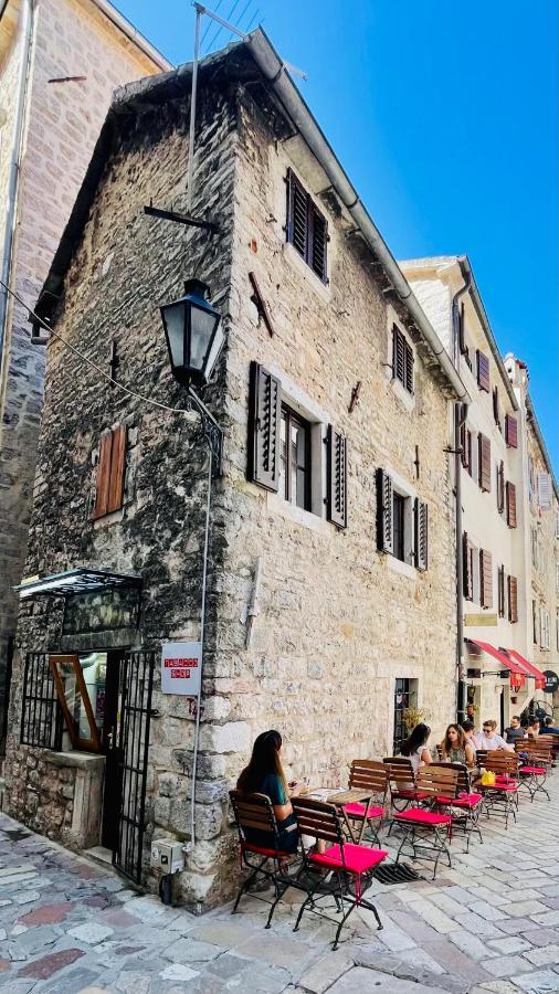 St.Tripun Apartment Kotor Extérieur photo